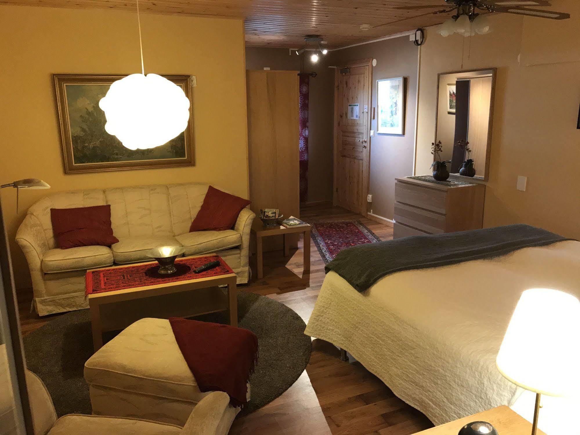 Mattisgarden Bed & Breakfast Östra Ljungby 외부 사진
